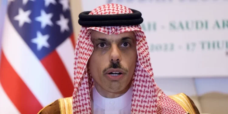 மெளனம் கலைந்த சவூதி: அமெரிக்காவின் தாக்குதலுக்கு எதிராக சவூதி கண்டனம்!