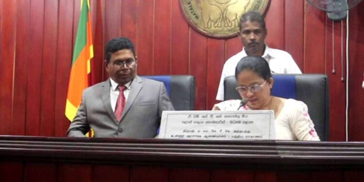 ஐக்கிய மக்கள் சக்தி உள்ளிட்ட 10 உறுப்பினர்கள் வெளிநடப்பு – மாத்தளை