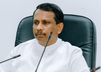 ஆடை மற்றும் இறப்பர் தொழிற்சாலைகளை பாதுகாக்க நடவடிக்கை – அமைச்சர் சமன்த வித்தியாரத்ன