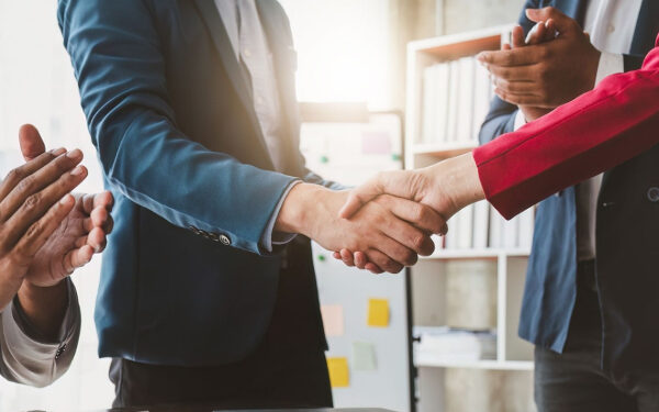 முதல்முறையாக வேலைக்கு செல்பவர்களுக்கு ரூ.15,000 உதவித்தொகை – மத்திய அரசின் புதிய திட்டம்