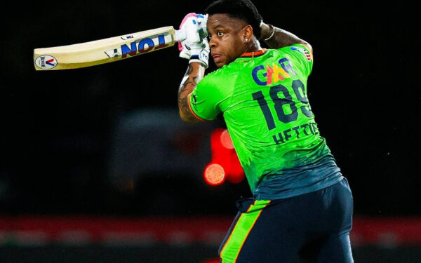 ஹெட்மையர் சிக்ஸர் மழை! 37 பந்தில் 78 ரன் விளாசல்..ஹாட்ரிக் ஆட்டநாயகன்(வீடியோ)