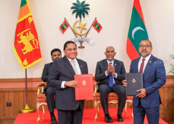 மாலைதீவு – இலங்கை 60 வருட இராஜதந்திர உறவு – ஜனாதிபதி மரக்கன்றொன்றை நட்டார்