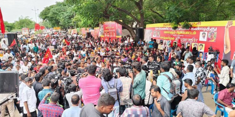 செம்மணி படுகொலைக்கு பன்னாட்டு விசாரணை கோரி நாம் தமிழர் ஆர்ப்பாட்டம்!