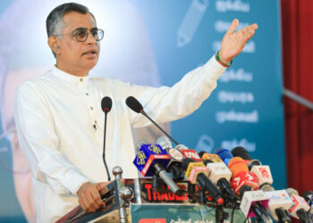 மின்சார சபையை தனியார் மயப்படுத்த அரசு முயற்சி – பாட்டலி சம்பிக்க ரணவக்க குற்றச்சாட்டு