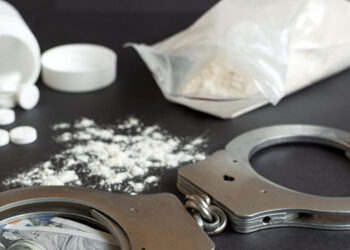 அரச இரசாயன பகுப்பாய்வாளர் திணைக்களத்தில் பணிபுரியும் ஊழியர் போதைப்பொருட்களுடன் கைது