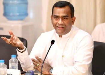 அமெரிக்க எரிபொருள் நிறுவனத்துக்கு ஏகபோக உரிமை வழங்க அரசாங்கம் முயற்சிக்கிறதா? – திஸ்ஸ அத்தநாயக்க