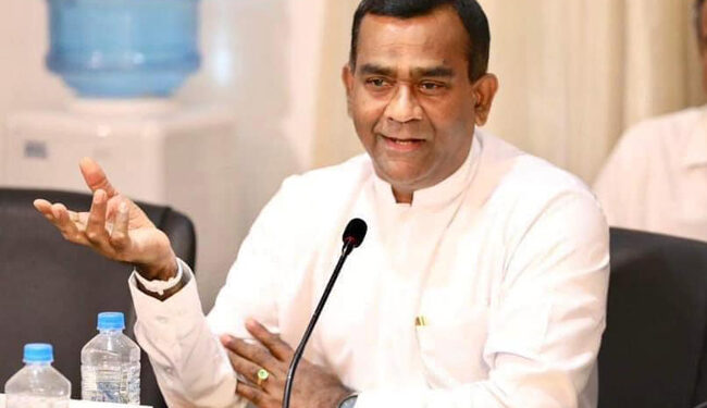 அமெரிக்க எரிபொருள் நிறுவனத்துக்கு ஏகபோக உரிமை வழங்க அரசாங்கம் முயற்சிக்கிறதா? – திஸ்ஸ அத்தநாயக்க