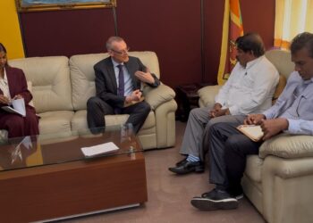 நான்கு முக்கிய மீன்பிடித் துறைமுகங்களின் அபிவிருத்திக்கு பிரான்ஸ் ஆதரவு : அமைச்சர் சந்திரசேகர் மற்றும் பிரான்ஸ் தூதுவர் சந்திப்பில் இணக்கம்