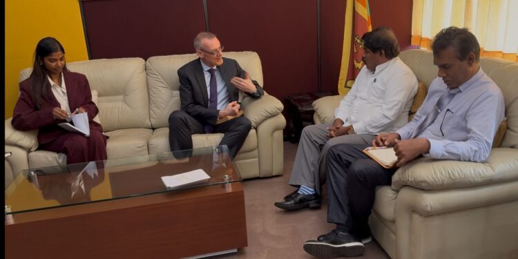 நான்கு முக்கிய மீன்பிடித் துறைமுகங்களின் அபிவிருத்திக்கு பிரான்ஸ் ஆதரவு : அமைச்சர் சந்திரசேகர் மற்றும் பிரான்ஸ் தூதுவர் சந்திப்பில் இணக்கம்