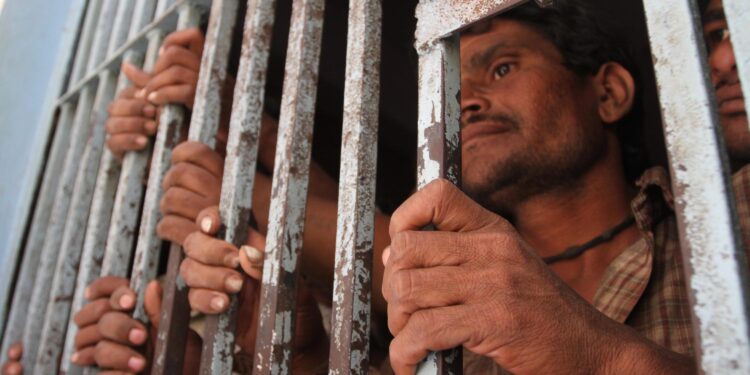 நான்கு இந்திய மீனவர்கள் கைது