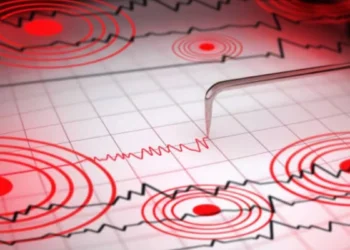 ரஷ்யாவில் மூன்று முறை பதிவாகியுள்ள சக்திவாய்ந்த நிலநடுக்கம்!!