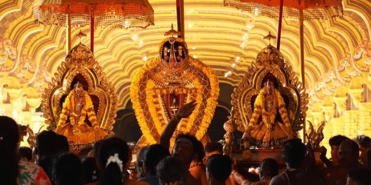 யாழ்ப்பாணம் நல்லூர் கந்தசுவாமி தேவஸ்தான வருடாந்த பெருந்திருவிழா-14ம் நாள் மஞ்சத்திருவிழா-11.08.2025