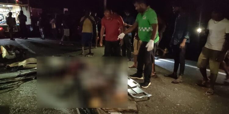 ஓமந்தையில் கோர விபத்து இருவர் ஸ்தலத்தில் பலி