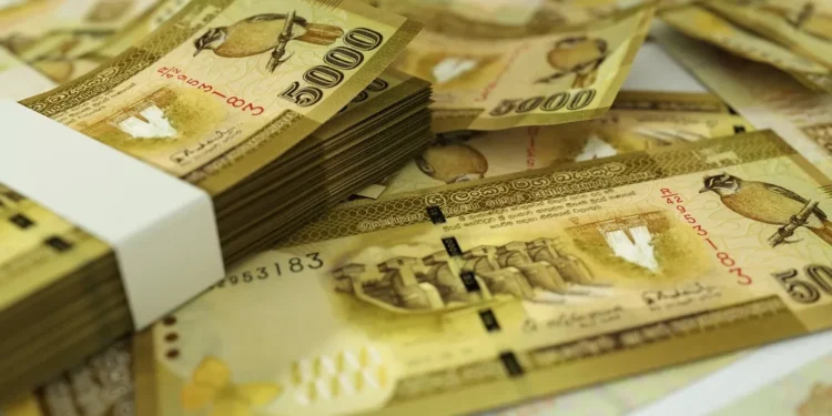 யாழில் கிராம சேவையாளரின் சகோதரன் என கூறி பண மோசடி