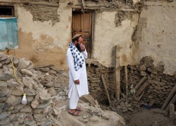 ஆப்கானிஸ்தானில் நிலநடுக்கம் 800 பேர் உயிரிழப்பு