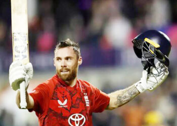 இங்கிலாந்து அணிக்காக அதிவேக சதம் அடித்து பில்சால்ட் அபார சாதனை