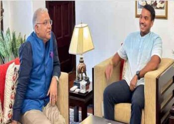 நாமலை சந்தித்தார் இந்திய உயர்ஸ்தானிகர் சந்தோஷ் ஜா!