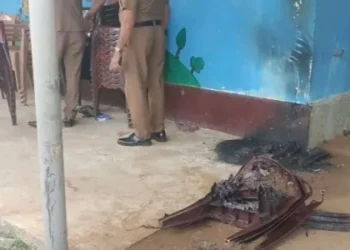 பாலர் பாடசாலைக்கு தீ வைத்த காடையர்கள்