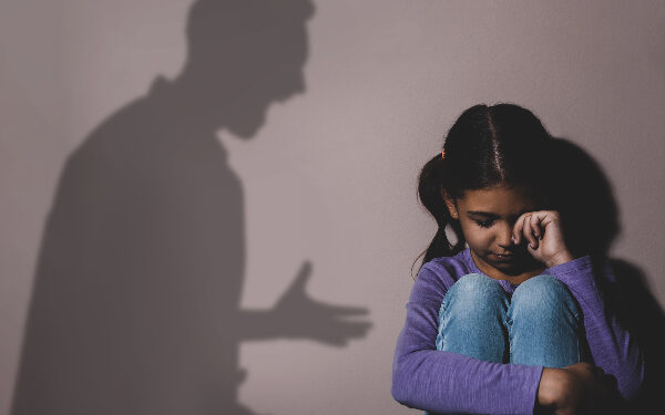 இணையவழி மோசடிகள் மூலம் சிறுவர் துஷ்பிரயோகங்கள் அதிகரிப்பு!