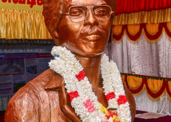 யாழில் திலீபனுக்கு திருவுருவச் சிலை!