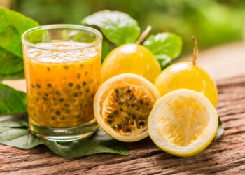 பேஷன் பழத்தில் ஒளிந்திருக்கும் நன்மைகள் என்னென்ன தெரியுமா?