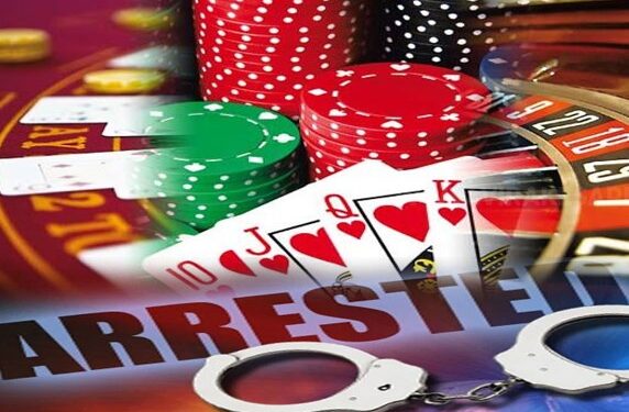 சூதாட்ட விடுதி சுற்றிவளைப்பு : 14 பேர் கைது!