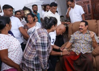 மக்கள் என்றும் என்னுடனே – மஹிந்த ராஜபக்ஷ