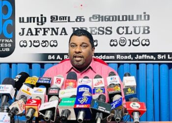 மண்டைதீவு கொலைகள் தொடர்பில் உடன் விசாரணை வேண்டும் – அநுரவுக்கு டக்ளஸ் அவசர கடிதம்!