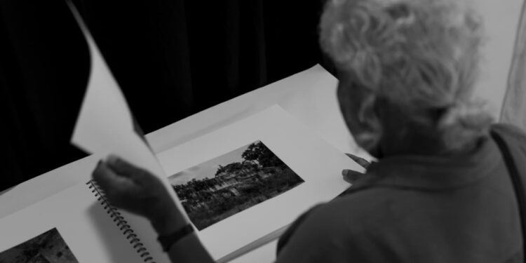 கடந்தகாலத்தை சுமந்து வரும் புகைப்படக் கண்காட்சி!