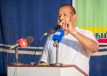 அரசியலமைப்பு நிறைவேற்றத்தைத் தடுக்க அனைவரும் செயற்பாட்டாளர்களாக மாறவேண்டும் : கஜேந்திரகுமார்!