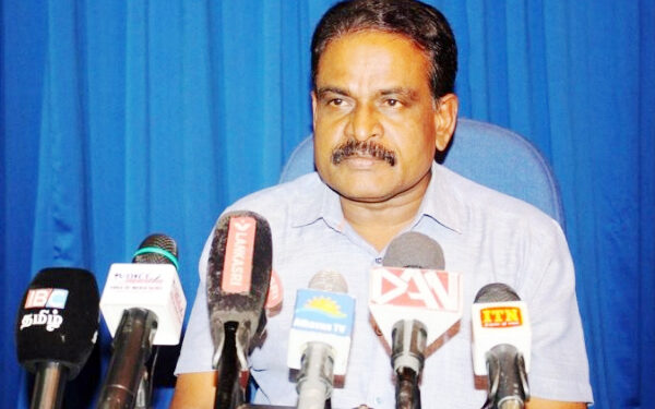 இளைஞர்களை பாதாள உலகில் தள்ளியது யார்? : ஸ்ரீநேசன்