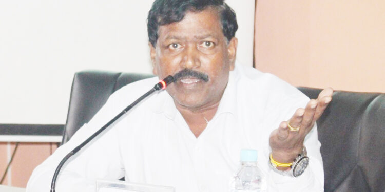 மகாவலி அதிகாரசபையின் பணி – நில அபகரிப்பும், காடு அழிப்புமா? ஜனாதிபதியை சந்தித்து கேட்பேன் – ரவிகரன்!