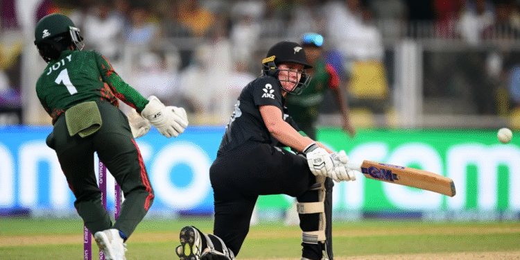 பங்களாதேஷை வருத்தி எடுத்த நியூசிலாந்து!