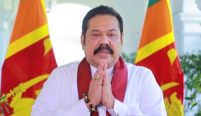 மஹிந்தவுடன் புகைப்படம் எடுக்கத் தடை!