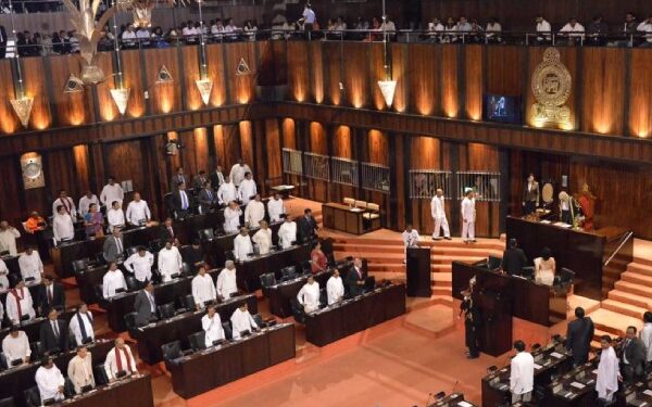 புதிய சட்டமூலங்களை அறிமுகப்படுத்த அரசு திட்டம்!