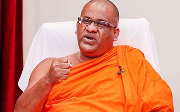 முகத்தை மறைக்கும் வகையில் ஆடையணிவது பிரச்சினைகளை ஏற்படுத்தும் : ஞானசார தேரர்