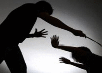 ஆசிரியரால் தாக்கப்பட்ட மாணவன்!