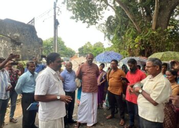 இரண்டாவது நாளாகத் தொடரும் ஆசிரியர் போராட்டம்!