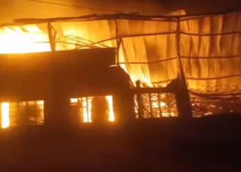 தேயிலைத் தொழிற்சாலையில் பரவிய தீ!