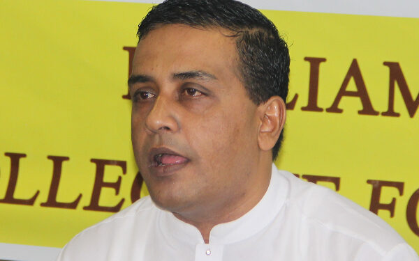 இலங்கை வரலாற்றில் பலவீனமான அரசாங்கம் இதுதான்: துஷார இந்துனில்