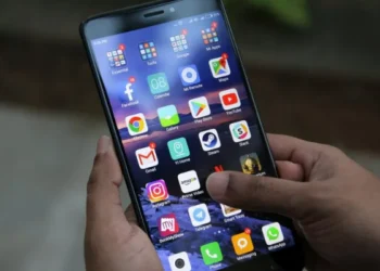 விளம்பரத்தால் பணமோசடி