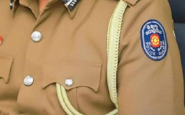 சட்டவிரோதமாக பணம் சேகரித்த சுன்னாகப்  பொலிஸார்!