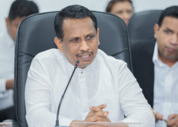 பெருந்தோட்டத் தொழிலாளர்களின் சம்பளப் பிரச்சினைக்கு தீர்வு!