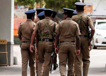 பொலிஸார் வரும்வரை வைத்தியசாலைக்கு செல்ல மாட்டேன் என பிடிவாதம் பிடித்தநபர்!