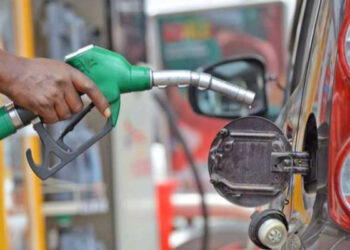 எரிபொருள் கொடுப்பனவை நிறுத்துமாறு கோரிக்கை!