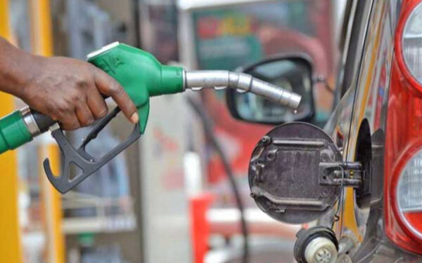 எரிபொருள் கொடுப்பனவை நிறுத்துமாறு கோரிக்கை!