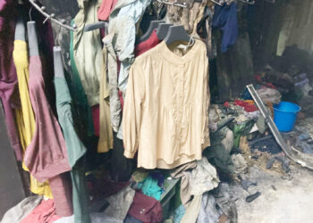 புடவை விற்பனை நிலையத்தில் தீ