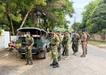 யாழில் முற்றுகையிடப்பட்ட வீடு!
