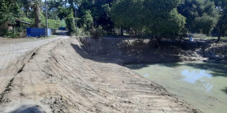 சாவகச்சேரி உப்புக்கேணி குளத்துக்கு பாதுகாப்பு வேலி!