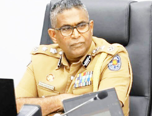 பொலிஸ்மா அதிபரை பாராளுமன்றம் அழையுங்கள் : எதிர்க்கட்சி சபாநாயகரிடம் கோரிக்கை!